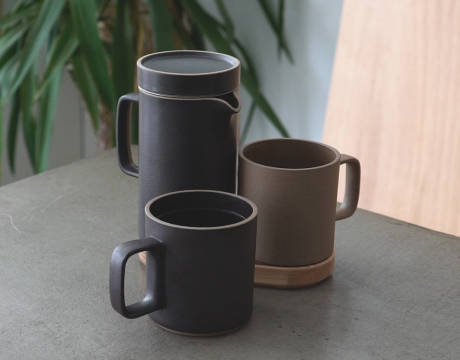 Set of earthy ceramics